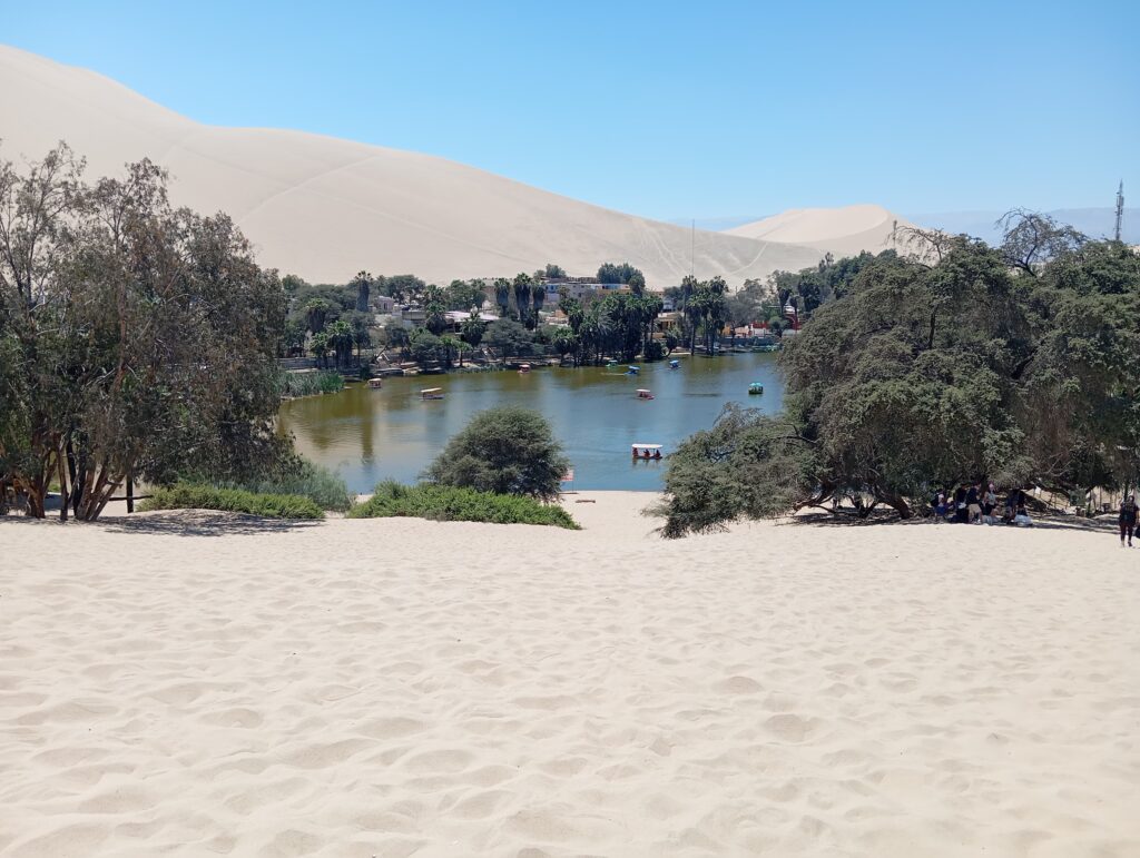 Huacachina: An oasis with a nice lake, must visit place to visit around Lima